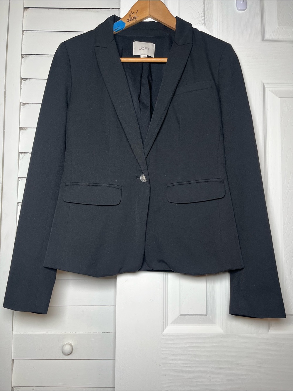 Ann Taylor LOFT Black Classic One-Button Blazer Jacket Size 0 - Picture 3 of 17